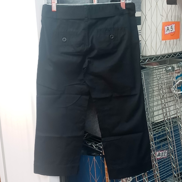 Womens express size 4 capris - Picture 4 of 4